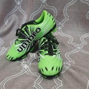 Umbro Boys Soccer Cleats - Sz 2
